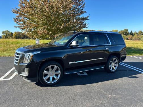 Black 2016 Cadillac Escalade Luxury