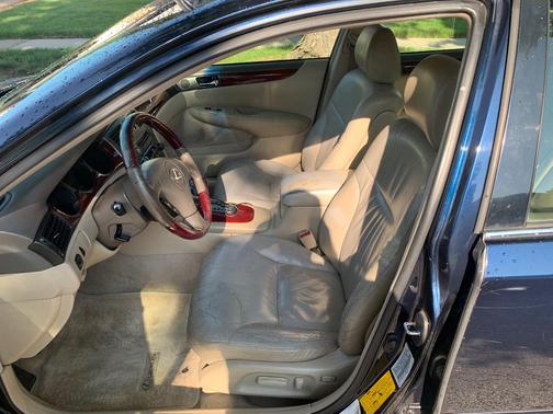 Blue 2003 Lexus ES 300 Base