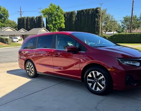 Red 2025 Honda Odyssey EX-L