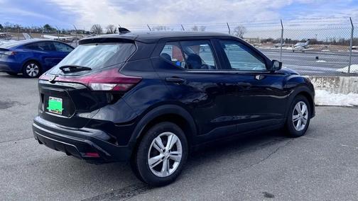 2021 Nissan Kicks S