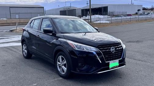 2021 Nissan Kicks S