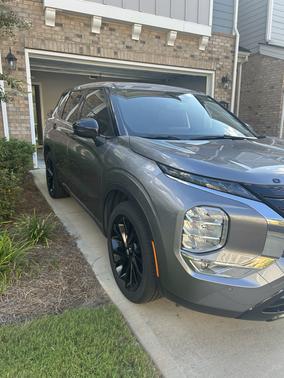 2022 Mitsubishi Outlander Black Edition