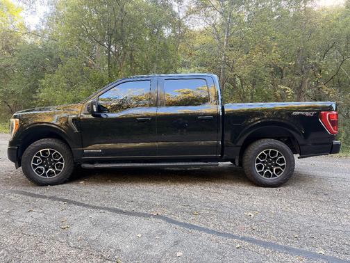 Black 2023 Ford F-150 XLT