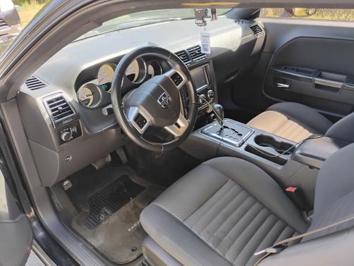 2011 Dodge Challenger Base