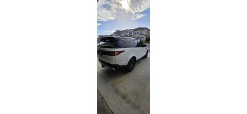 White 2019 Land Rover Discovery HSE LUXURY