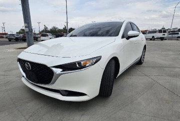 White 2023 Mazda Mazda3 2.5 S Select