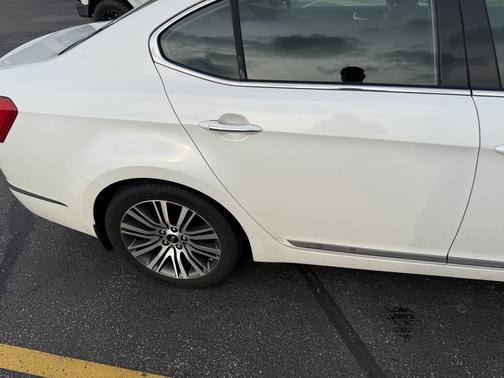 2015 Kia Cadenza Premium