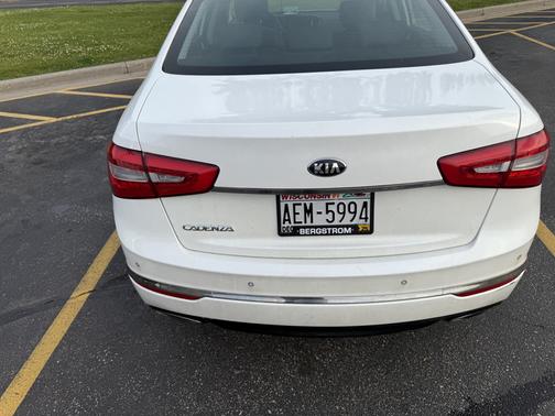 2015 Kia Cadenza Premium