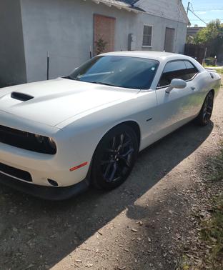 White 2019 Dodge Challenger R/T