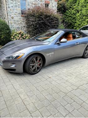 2017 Maserati GranTurismo Base