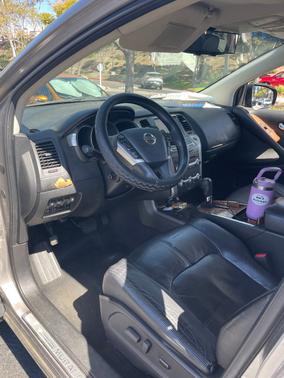 Silver 2011 Nissan Murano LE