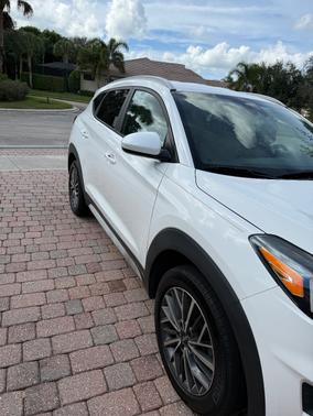 2020 Hyundai TUCSON SEL