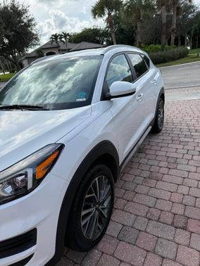 2020 Hyundai TUCSON SEL