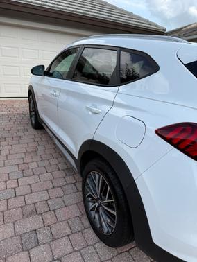 2020 Hyundai TUCSON SEL