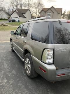 Silver 2008 Mercury Mountaineer Premier