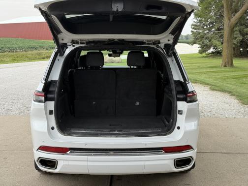 2022 Jeep Grand Cherokee L Overland