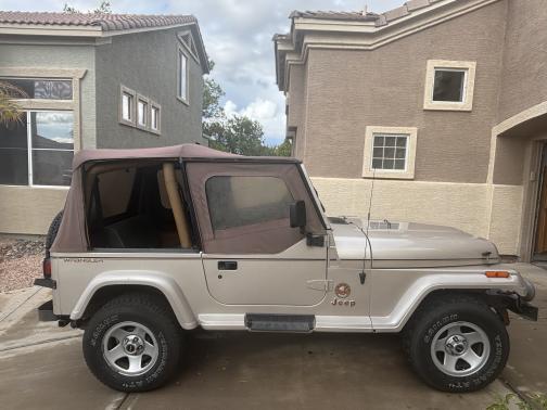 1995 Jeep Wrangler Sahara