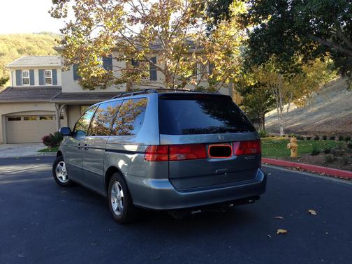 Green 2000 Honda Odyssey EX
