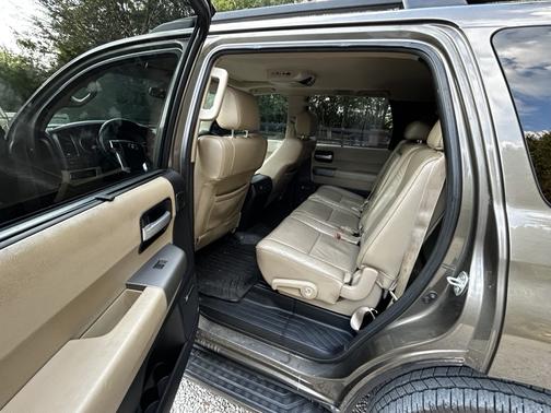 2016 Toyota Sequoia Limited