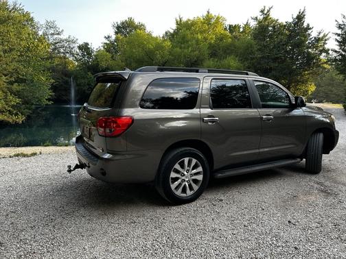 2016 Toyota Sequoia Limited