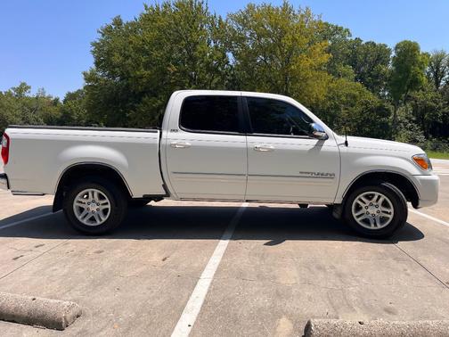 White 2005 Toyota Tundra SR5 Double Cab