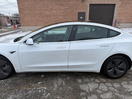 2020 Tesla Model 3 Standard Range Plus
