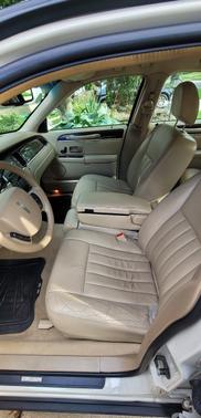 2006 Lincoln Town Car Signature