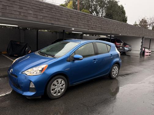 2012 Toyota Prius c Two