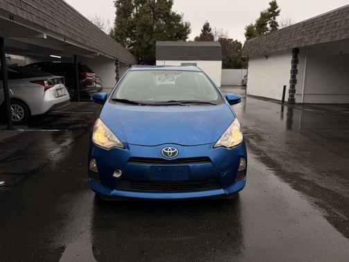 2012 Toyota Prius c Two