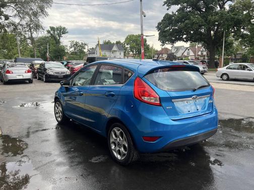 2012 Ford Fiesta SES