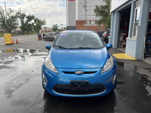 2012 Ford Fiesta SES