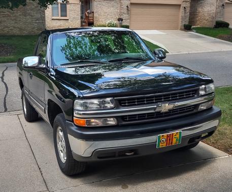 2000 Chevrolet Silverado 1500 LS