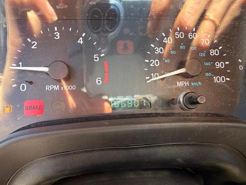 Green 1999 Jeep Wrangler Sahara