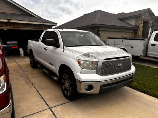 White 2013 Toyota Tundra Grade