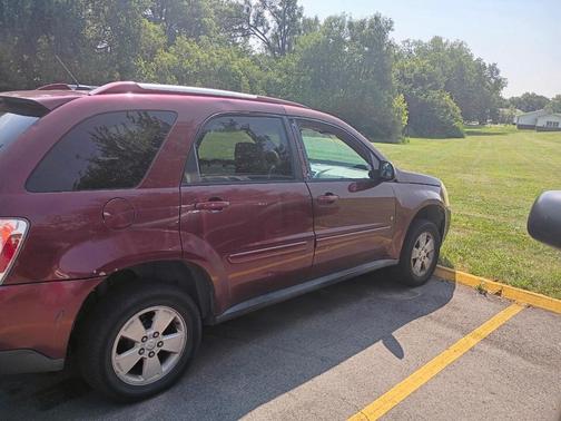 Red 2007 Chevrolet Equinox LT