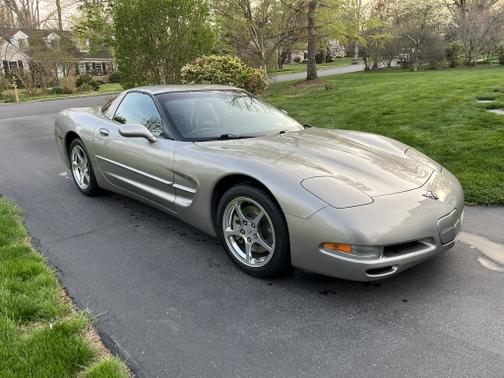 2002 Chevrolet Corvette Base