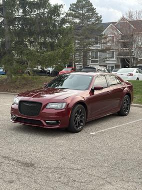 2019 Chrysler 300 S