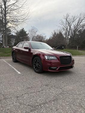 2019 Chrysler 300 S