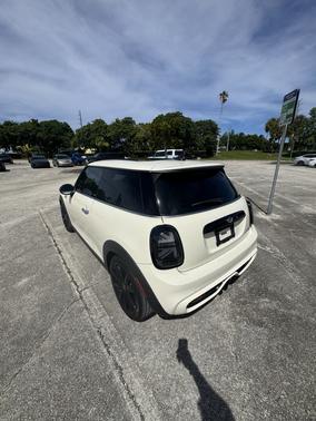 White 2014 MINI Hardtop Cooper
