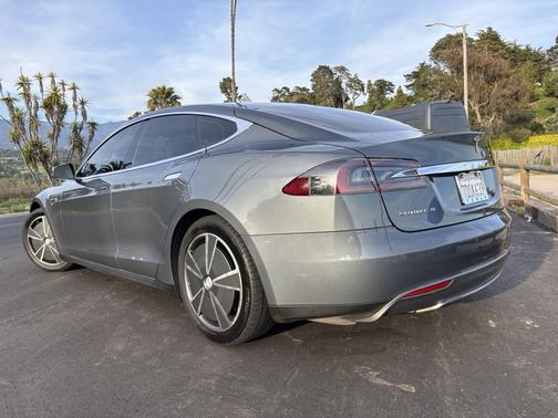 2013 Tesla Model S Performance
