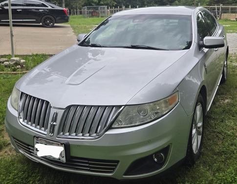2010 Lincoln MKS Base