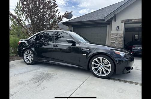 2006 BMW M5 Base