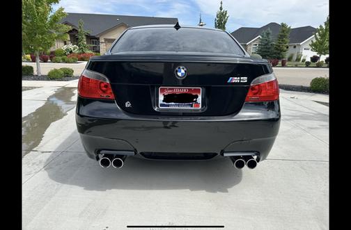 2006 BMW M5 Base