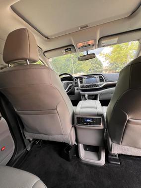 Gray 2015 Toyota Highlander Limited