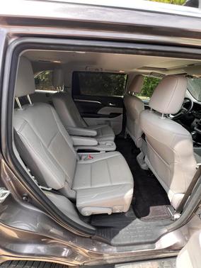 Gray 2015 Toyota Highlander Limited