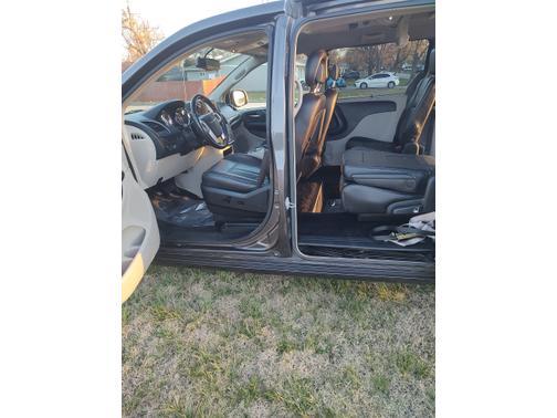 2015 Chrysler Town & Country Touring
