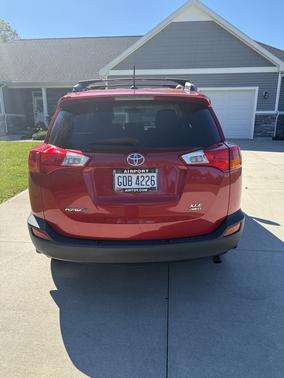 Red 2014 Toyota RAV4 XLE
