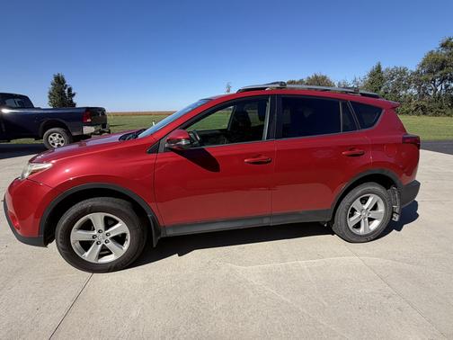 Red 2014 Toyota RAV4 XLE