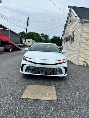 White 2025 Toyota Camry SE