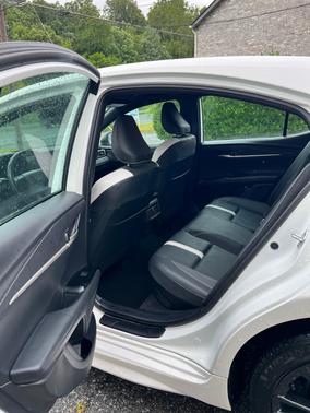 White 2025 Toyota Camry SE